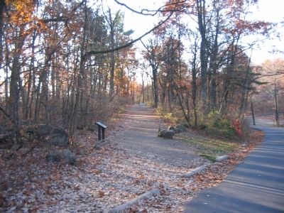 Trail to the 20th Maine Position image. Click for full size.