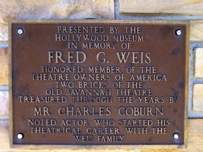 Savannah Theatre Marker, left plaque image. Click for full size.