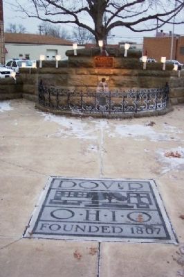 Christian Deardorff Marker and Fountain image. Click for full size.