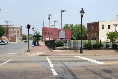 Marker at the corner of Leigh and Second Streets image. Click for full size.