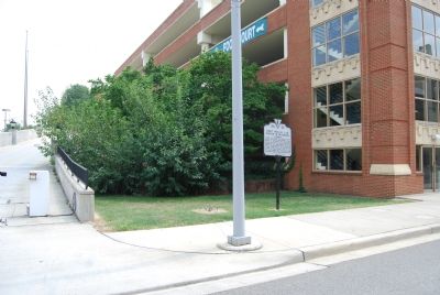 Marker along Fifth Street. Click for full size. Marker along Fifth Street image. Click for full size.