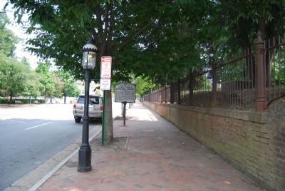 Marker along E Broad Street image. Click for full size.