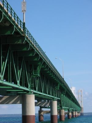 Mackinac Bridge image. Click for full size.