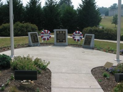 Veterans Memorials image. Click for full size.