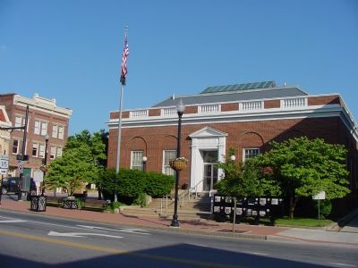 Charles Town Post Office. Click for full size. Charles Town Post Office image. Click for full size.