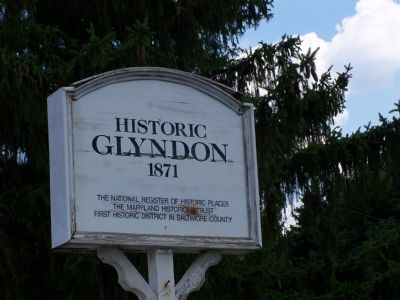 Historic Glyndon Sign image. Click for full size.