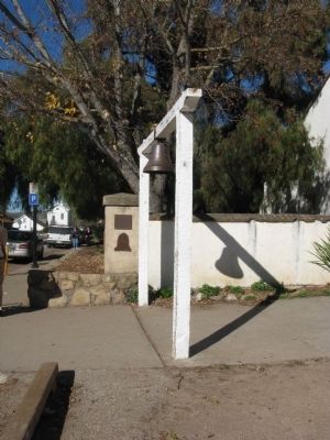 El Camino Real Bell and Markers image. Click for full size.