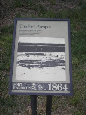 The Fort Parapet Marker image. Click for full size.