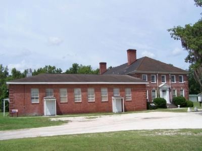 Dorchester Academy Boys Dormitory, side view image. Click for full size.