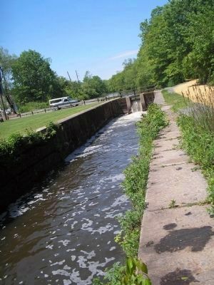 Canalwalk image. Click for full size.