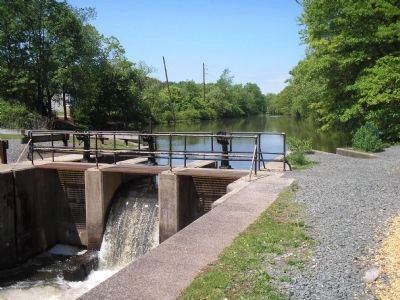 South Bound Brook on the D&R Canal. Click for full size. South Bound Brook on the D&R Canal image. Click for full size.