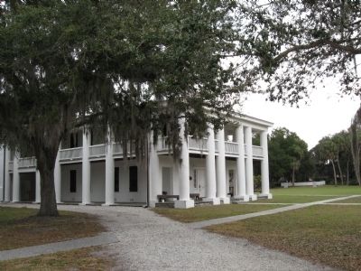 Gamble Mansion and Plantation. Click for full size. Gamble Mansion and Plantation image. Click for full size.