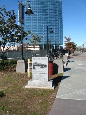 Wide View of Front of the Pony Express Bridge Marker image. Click for full size.
