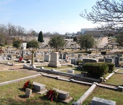 Springwood Cemetery -<br>Looking East. Click for full size. Springwood Cemetery -<br>Looking East image. Click for full size.