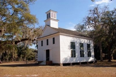 Another view of Dorchester Presbyterian Church, in 2009 image. Click for full size.
