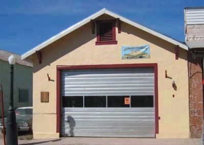 Fire House and "Fire Fighters" Marker image. Click for full size.