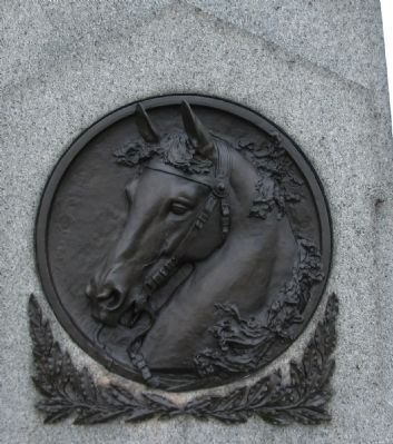Horse Head Relief on Front of Monument image. Click for full size.