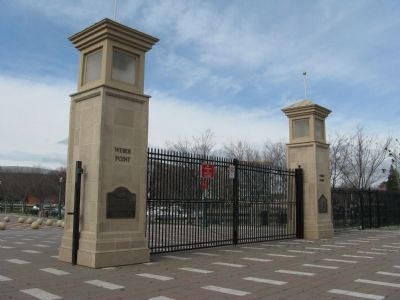 Entrance to Weber Point. Click for full size. Entrance to Weber Point image. Click for full size.