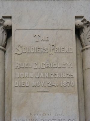 Close-Up of Inscription on Monument image. Click for full size.