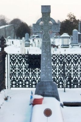 Celtic Cross on Brigadier General William Thompson's Grave image. Click for full size.