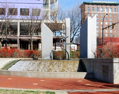 Harper Plaza -<br>Tall Building in Right Background<br>is Old Chamber of Commerce Building. Click for full size. Harper Plaza -<br>Tall Building in Right Background<br>is Old Chamber of Commerce Building image. Click for full size.