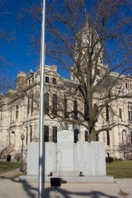 Kosciusko County War Memorial image. Click for full size.