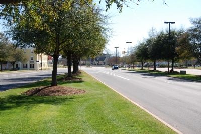 Main Street, Greenwood, South Carolina -<br>Looking South image. Click for full size.