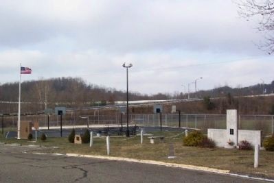 Newcomerstown Desert Storm Memorial image. Click for full size.
