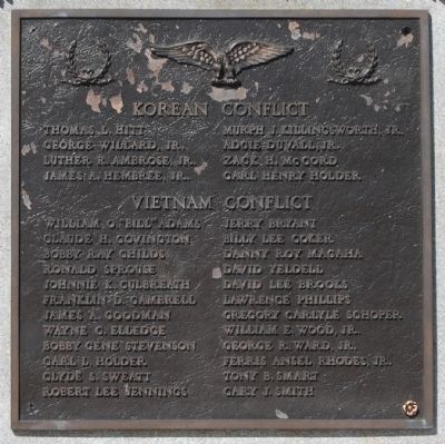 World War Memorial Marker -<br>South Side image. Click for full size.
