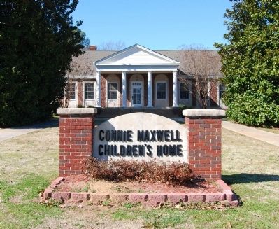 Constance Pope Maxwell -<br>Sign and Main Building. Click for full size. Constance Pope Maxwell -<br>Sign and Main Building image. Click for full size.