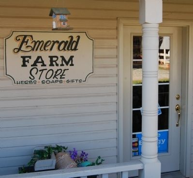 Emerald Farm -<br>Soap and Herbal Shop image. Click for full size.