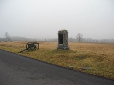 Monument and Cannon image. Click for full size.