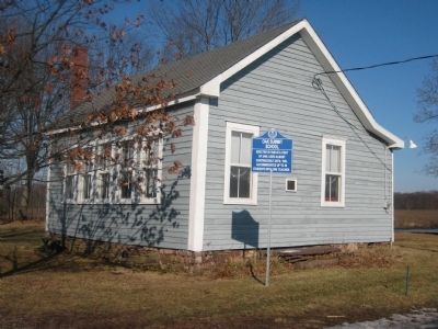 Oak Summit School and Marker image. Click for full size.