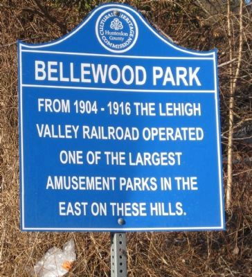 Bellewood Park Marker. Click for full size. Bellewood Park Marker image. Click for full size.