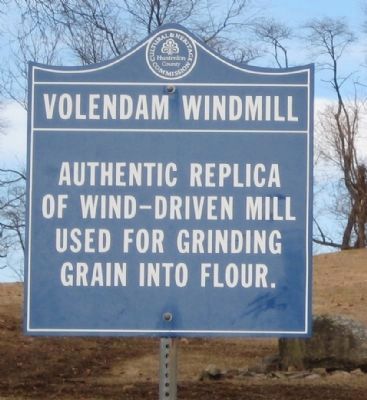 Volendam Windmill and Marker. Click for full size. Volendam Windmill and Marker image. Click for full size.