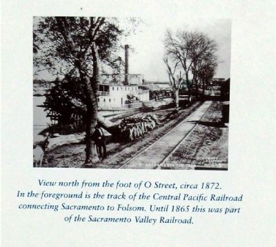 Close-Up of Photo on Marker. Click for full size. Close-Up of Photo on Marker image. Click for full size.