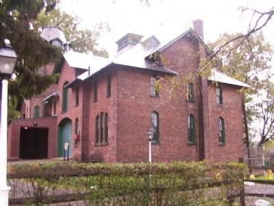 Carriage House image. Click for full size.