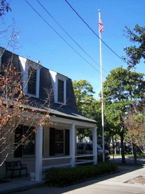 The International Seamen's House and John B. Hohenstein, Sr. Marker with flagpole image. Click for full size.