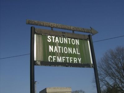 Entrance sign to the Staunton National Cemetery image. Click for more information.