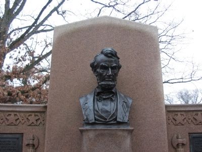 Bust of Lincoln on Memorial image. Click for full size.