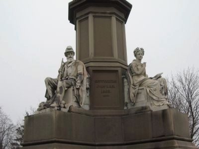 Front of Monument and Figures. Click for full size. Front of Monument and Figures image. Click for full size.