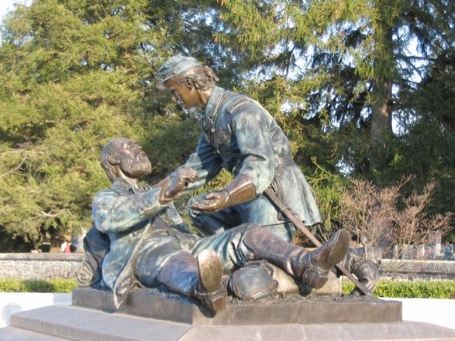 Close Up of the Statue. Click for full size. Close Up of the Statue image. Click for full size.