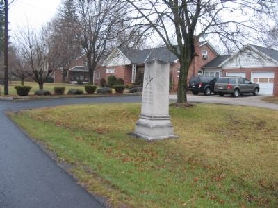 10th Maine Battalion Monument image. Click for full size.