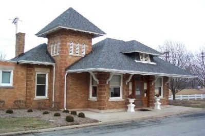 Forest Hill Union Cemetery Office image. Click for full size.
