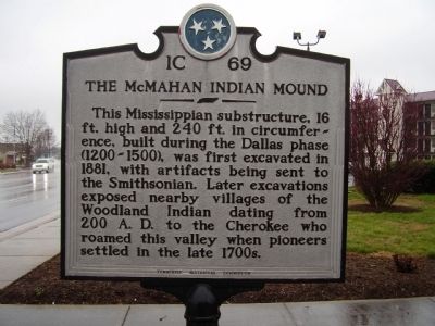 The McMahan Indian Mound Marker image. Click for full size.