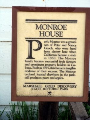 Monroe House Marker image. Click for full size.