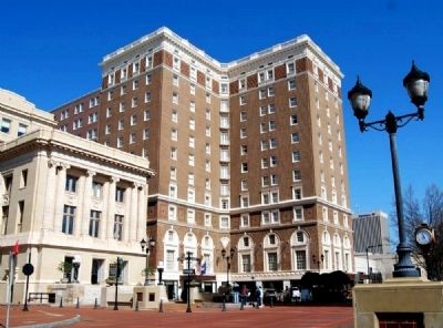 Poinsett Hotel<br>Old County Courthouse in Left image. Click for full size.