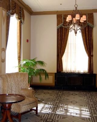 Interior Poinsett Hotel<br>Seating Area image. Click for full size.