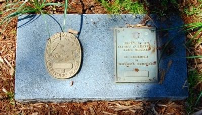 National Register Medallion (Left)<br>City Restoration Marker (Right)<br>Located Near Falls Cottage. Click for full size. National Register Medallion (Left)<br>City Restoration Marker (Right)<br>Located Near Falls Cottage image. Click for full size.