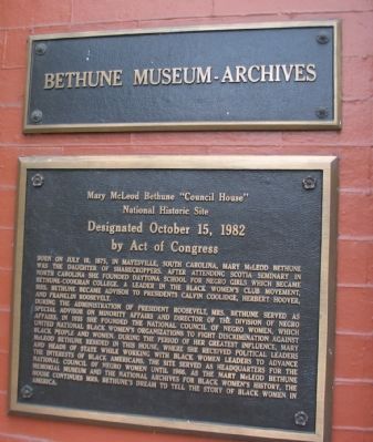 Bethune Museum-Archives Marker. Click for full size. Bethune Museum-Archives Marker image. Click for full size.